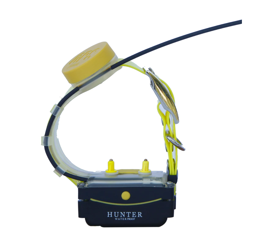 kaninobg.com GPS тракери нашийници за кучета ловни кучета gps tracker bulgaria gps dog collars for hunting dogs лов на лов с куче ловно куче най-добрите ловни кучета как да тренираме ловно куче на лов с куче допълнителен нашийник Канино GPS PRO с ток